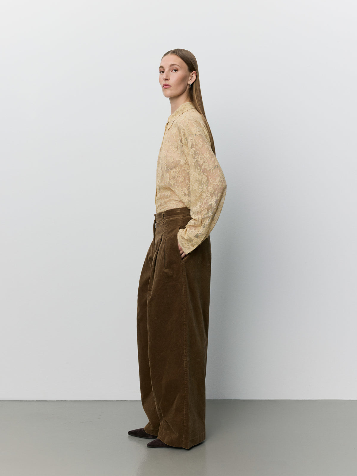 Sofie Schnoor WOMEN CORLIESW FLØJLSBUKSER Buks 7052 Brown