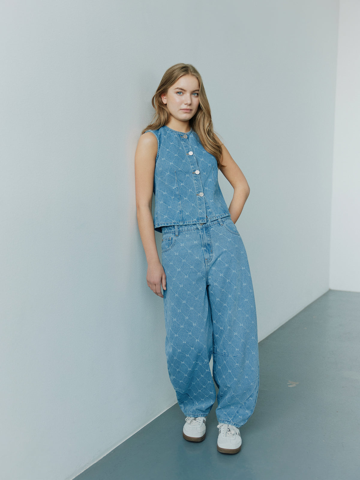 Sofie Schnoor YOUNG CARLASY VEST Vest 5002 Denim blue