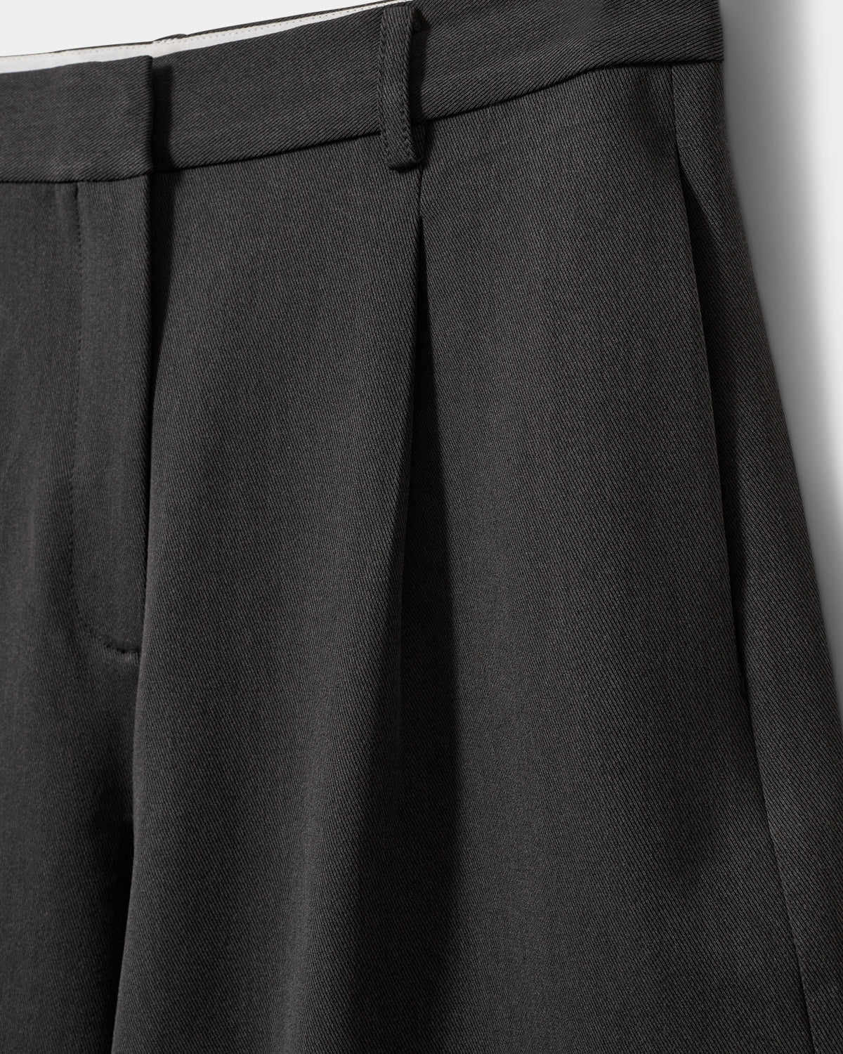 Sofie Schnoor WOMEN ELSASW BERMUDA SUITING SHORTS Shorts 8008 Dark grey