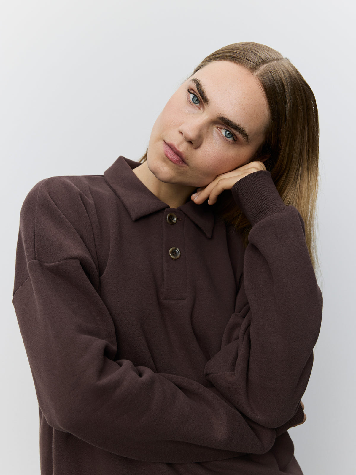 Sofie Schnoor WOMEN LUMESW POLO SWEATSHIRT T-shirt lang ærmet 7080 Dark brown